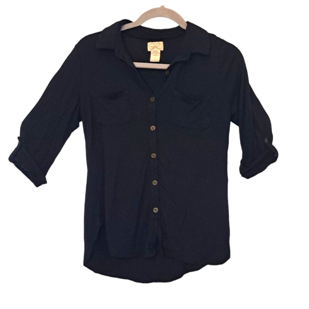 Eyelash Couture Black Button-Up Shirt Size Small